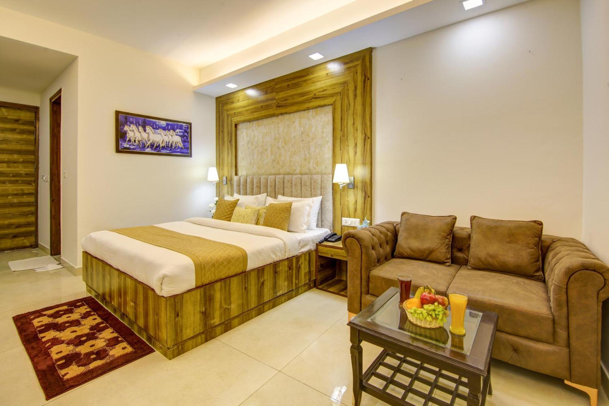 Park Tree Near Igi Airport Delhi A Unit Of Prithvi Palace Hotel New Delhi